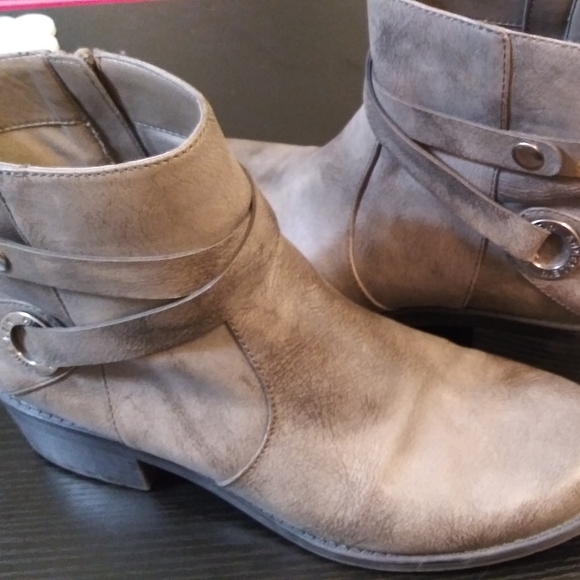 Anne Klein Shoes - Anne Klein Booties
